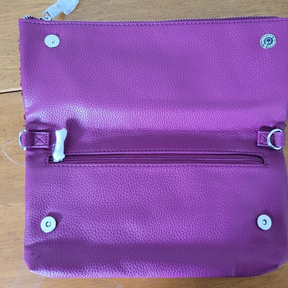 Thrity One Foldover Cluch Crushed berry peaple with sequins - Picture 3 of 5